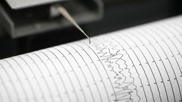 İran'da 4,4 büyüklüğünde deprem