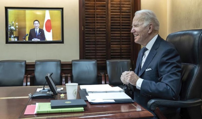 Biden ve Japonya Başbakanı'ndan Çin ile mücadele vurgusu