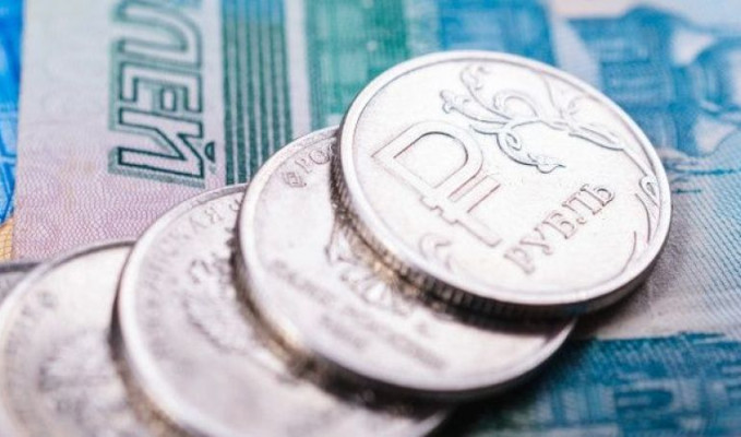 Ruble dolar karşısında Kasım 2020'den bu yana en düşük seviyede