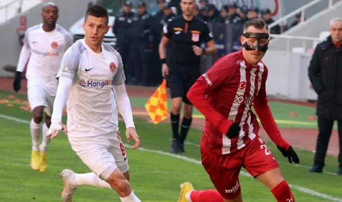 Sivasspor'un galibiyet hasreti 14. haftada da dinmedi