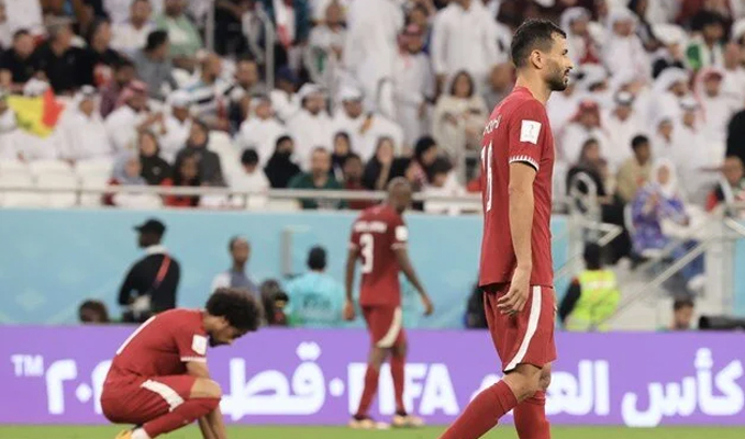 2022 Dünya Kupası'na ilk veda eden takım ev sahibi Katar oldu