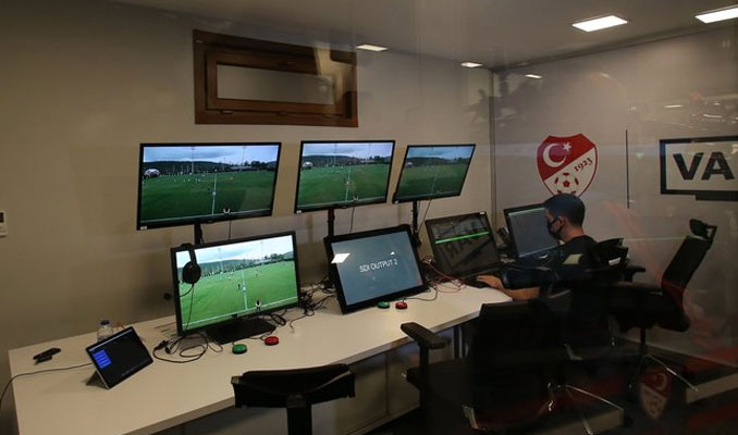 Galatasaray - Beşiktaş derbisinin VAR hakemi belli oldu 