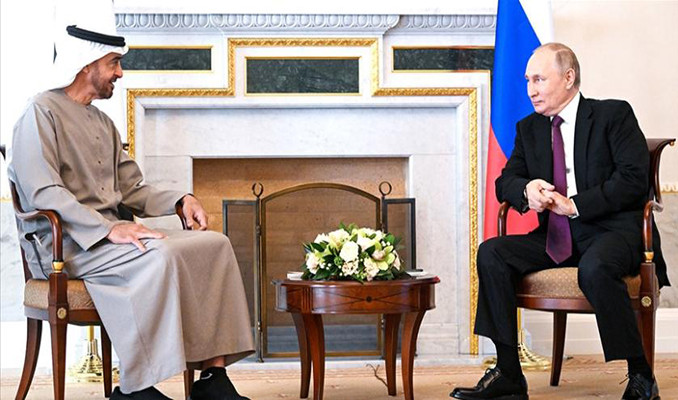 Putin, BAE lideri ile tavan fiyat uygulamasını görüştü