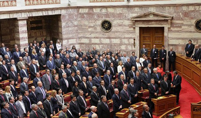 Yunan parlamentosunda 'Türkler' paniği