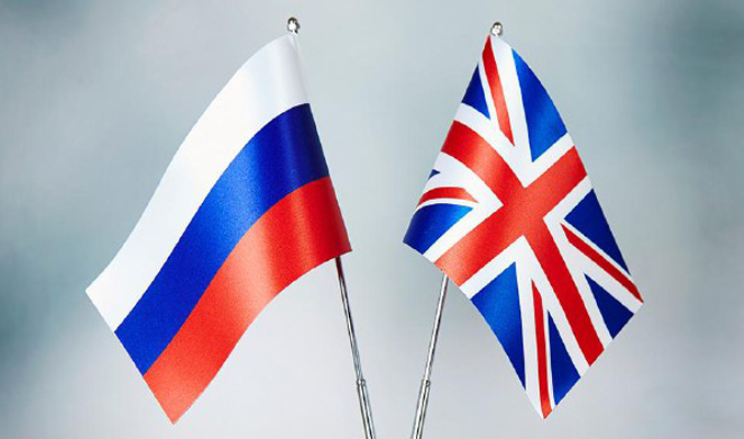 İngiltere, Rusya'dan petrol ithalatını durduracak