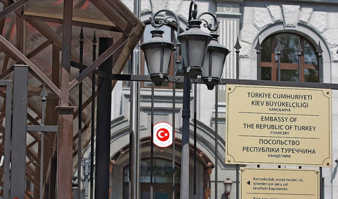 Türkiye'nin Ukrayna Büyükelçiliği yeniden Kiev'de