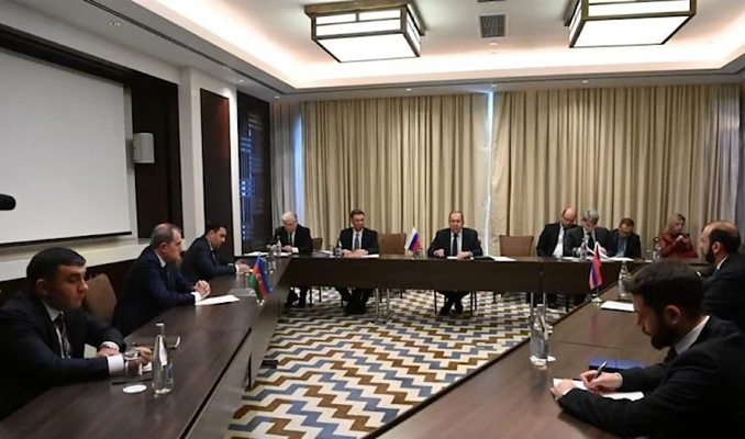 Azerbaycan, Rusya ve Ermenistan'dan önemli görüşme
