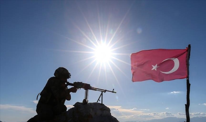 Fırat Kalkanı bölgesinde 2 PKK/YPG'li terörist etkisiz hale getirildi