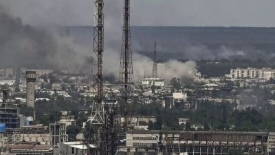 Severodonetsk'te bir kimyasal tesis vuruldu