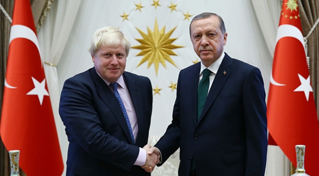  Erdoğan, İngiltere Başbakanı Johnson ile görüştü
