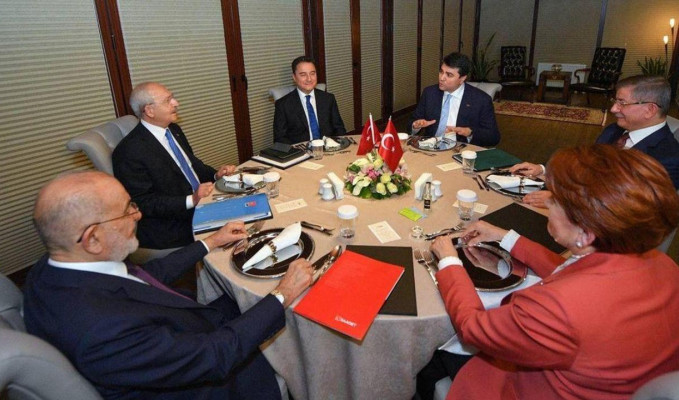 DP Başkanı Uysal: Kılıçdaroğlu'nun adaylığına sıcak bakarım