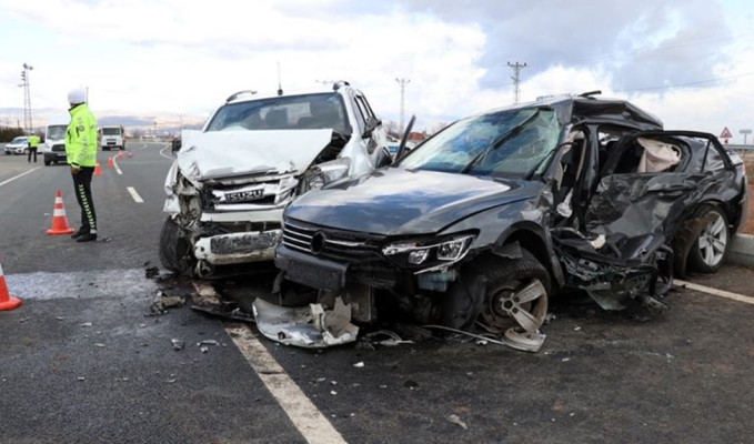 Bakan Soylu: Trafik kazalarında 31 kişi öldü