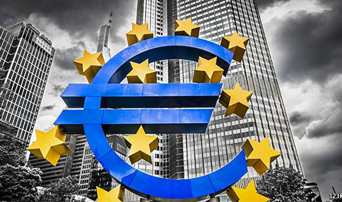 Euro Bölgesi ikinci çeyrekte yüzde 0,7 büyüdü