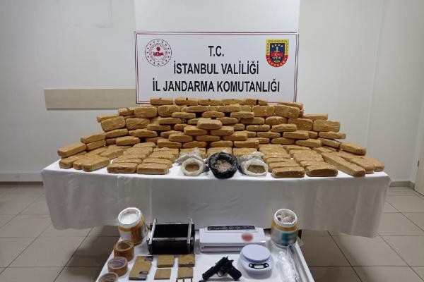 Jandarma İstanbul'da 120 kilogram eroin ele geçirdi