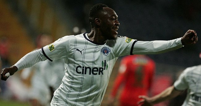 Beşiktaş Jackson Muleka'yı KAP'a bildirdi!