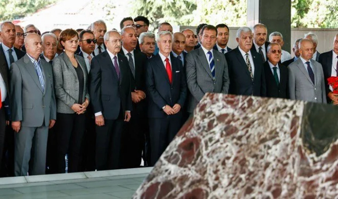 Kılıçdaroğlu'ndan Özal ve Menderes'in anıt mezarlarına ziyaret