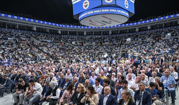 Fenerbahçe'de başkanlık süresi kısaltıldı