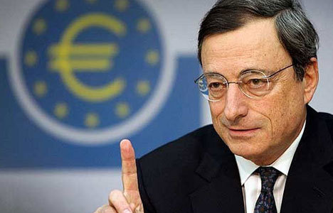 Draghi euronun daha da düşmesini istiyor