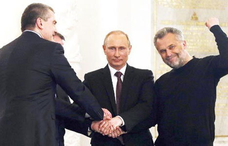 Zafer salonunda Putin şov