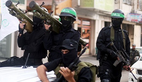 Hamas, İsrail havalimanını vurdu!