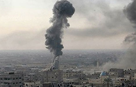 Gazze'ye bombardıman başladı: 16 ölü