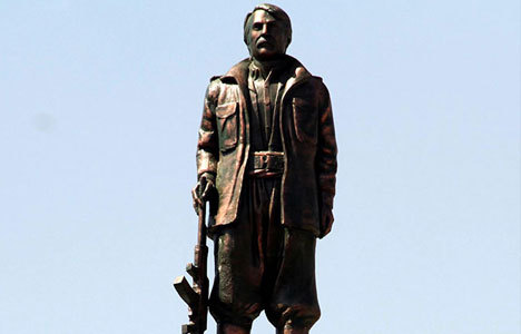 PKK'lı heykel için flaş karar