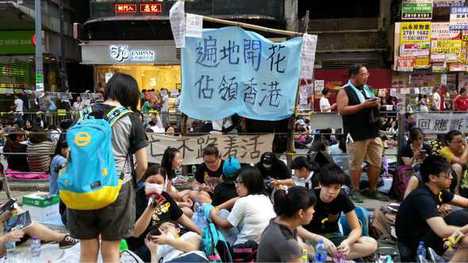 Çin'den, göstericilere sert uyarı