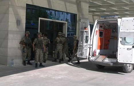 ​Siirt'te polis karakoluna saldırı