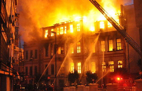 'Yangına güvenli' raporunu belediye verecek