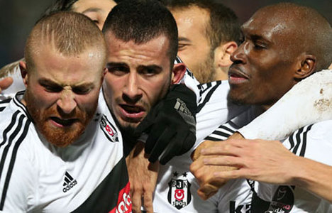 Beşiktaş, Akhisar’ı 3 golle uğurladı