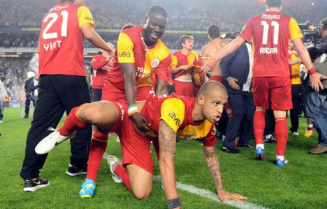 Galatasaray'a Melo müjdesi