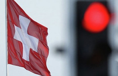 İsviçre ekonomisi resesyonu kıl payı atlattı