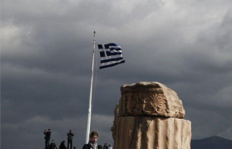 Yunanistan'a verilen fonlar artırılıyor