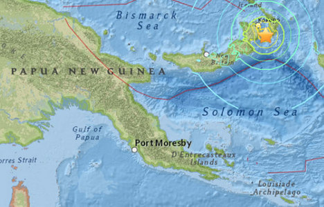 7.7 büyüklüğünde deprem ve tsunami uyarısı