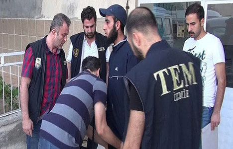 İzmir'de yakalandılar... IŞİD için savaşmışlar