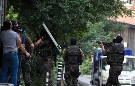 İstanbul'da canlı bomba yakalandı iddiası