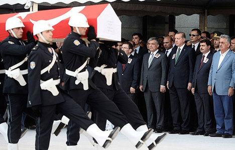 Erdoğan ve Gül şehit törenine katıldı