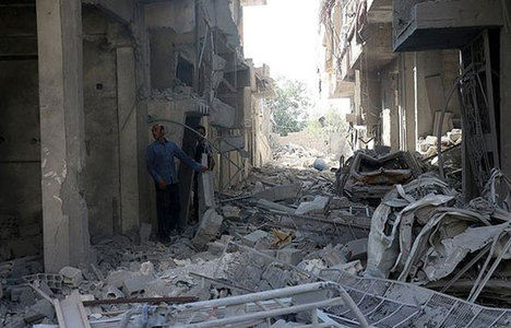 Esad sivilleri vurdu: 14 ölü