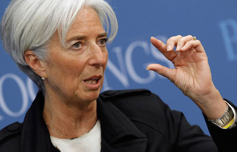 Lagarde yeniden IMF başkanı seçildi