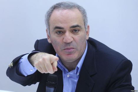 Kasparov: Putin Rusya'ya zarar veriyor