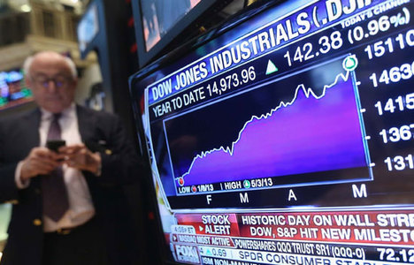 Dow Jones'ta yükseliş 200 puanı aştı