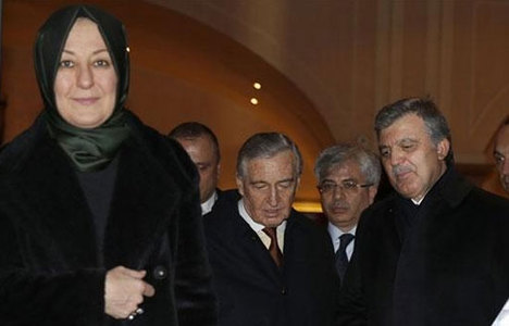 Abdullah Gül'den Koç ailesine taziye ziyareti