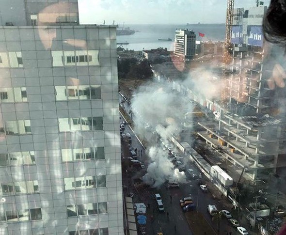 İzmir'deki patlamadan ilk görüntüler
