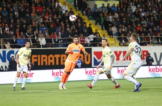 Sergen'in ilk bombası Fenerbahçe'den!