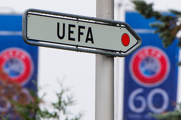 UEFA’nın ofsayt ile ilgili önerisine IFAB’dan ret geldi