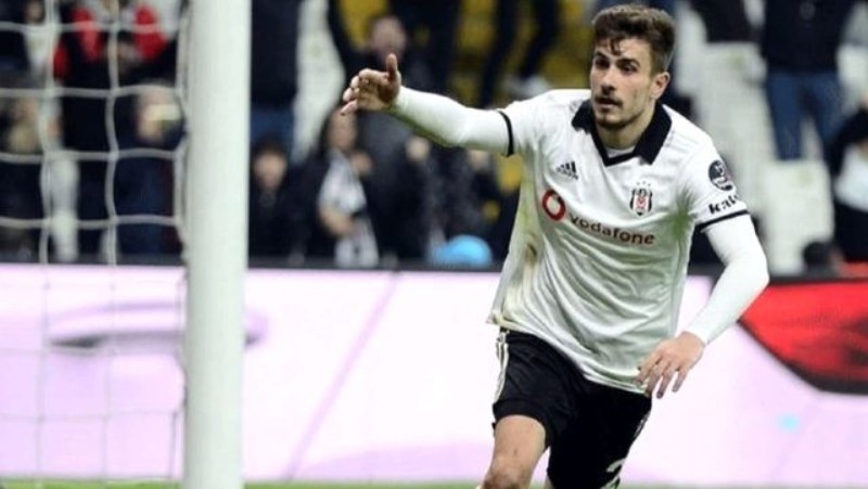Dorukhan Toköz'ün Beşiktaş ile sözleşmeyi neden imzalamadığı belli oldu