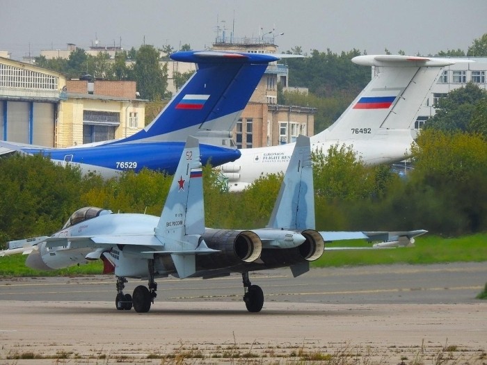 Su-35S ilk test uçuşunu gerçekleştirdi