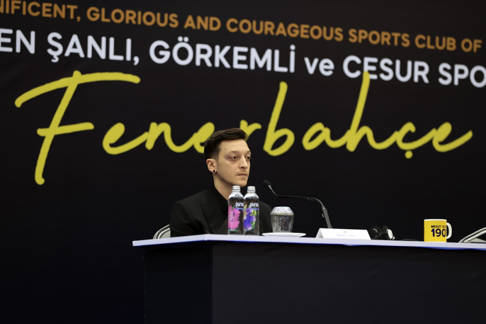 Mesut Özil'in imza töreninden fotoğraflar