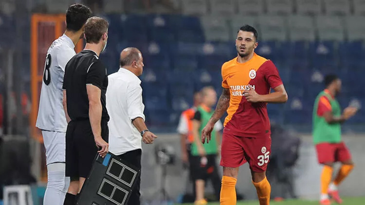 Galatasaray'da ayrılık depremi: 2 transfere büyük şok!