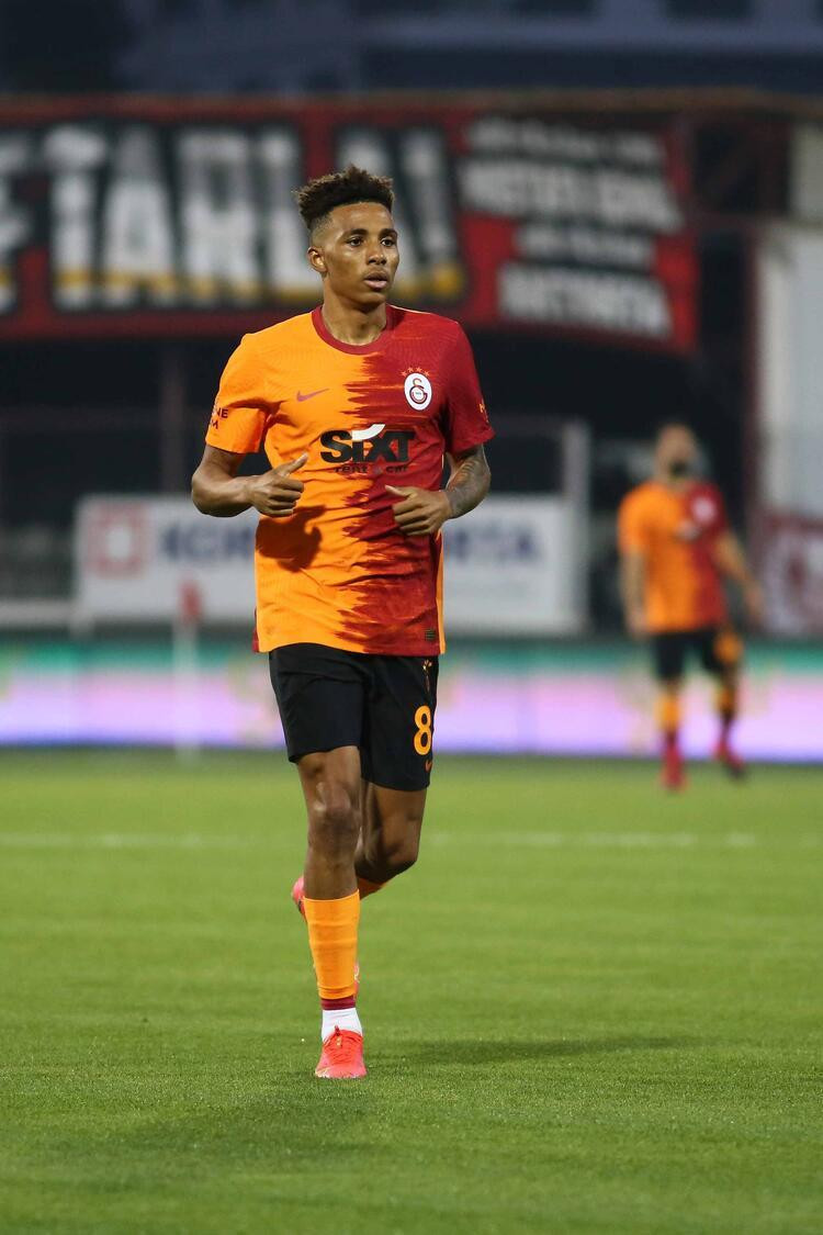 Galatasaray'da PSV eşleşmesi öncesi tam 9 transfer birden